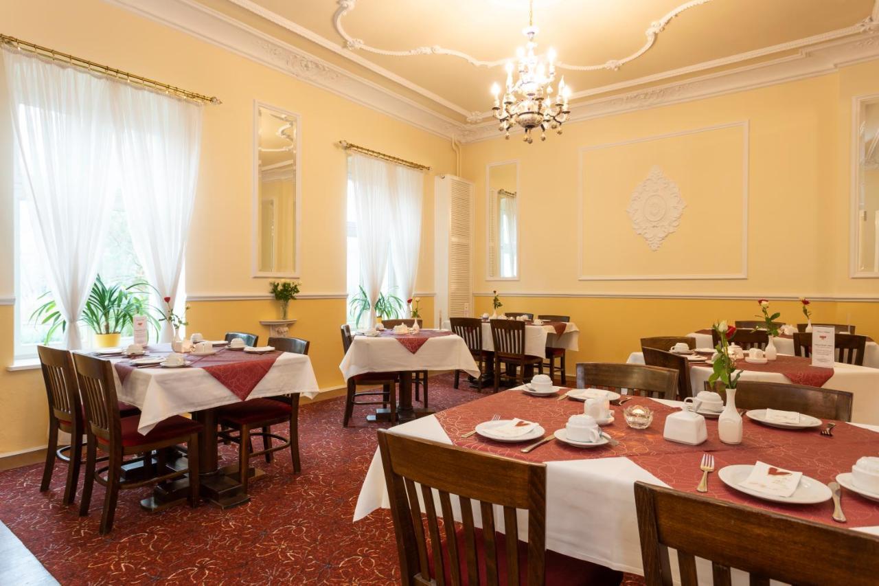 Palais Am Kleistpark Hotel Франкфурт на Одер Екстериор снимка