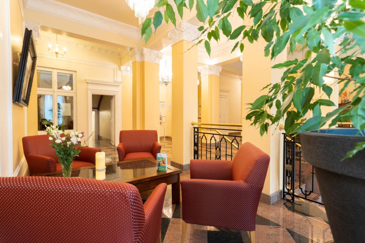 Palais Am Kleistpark Hotel Франкфурт на Одер Екстериор снимка