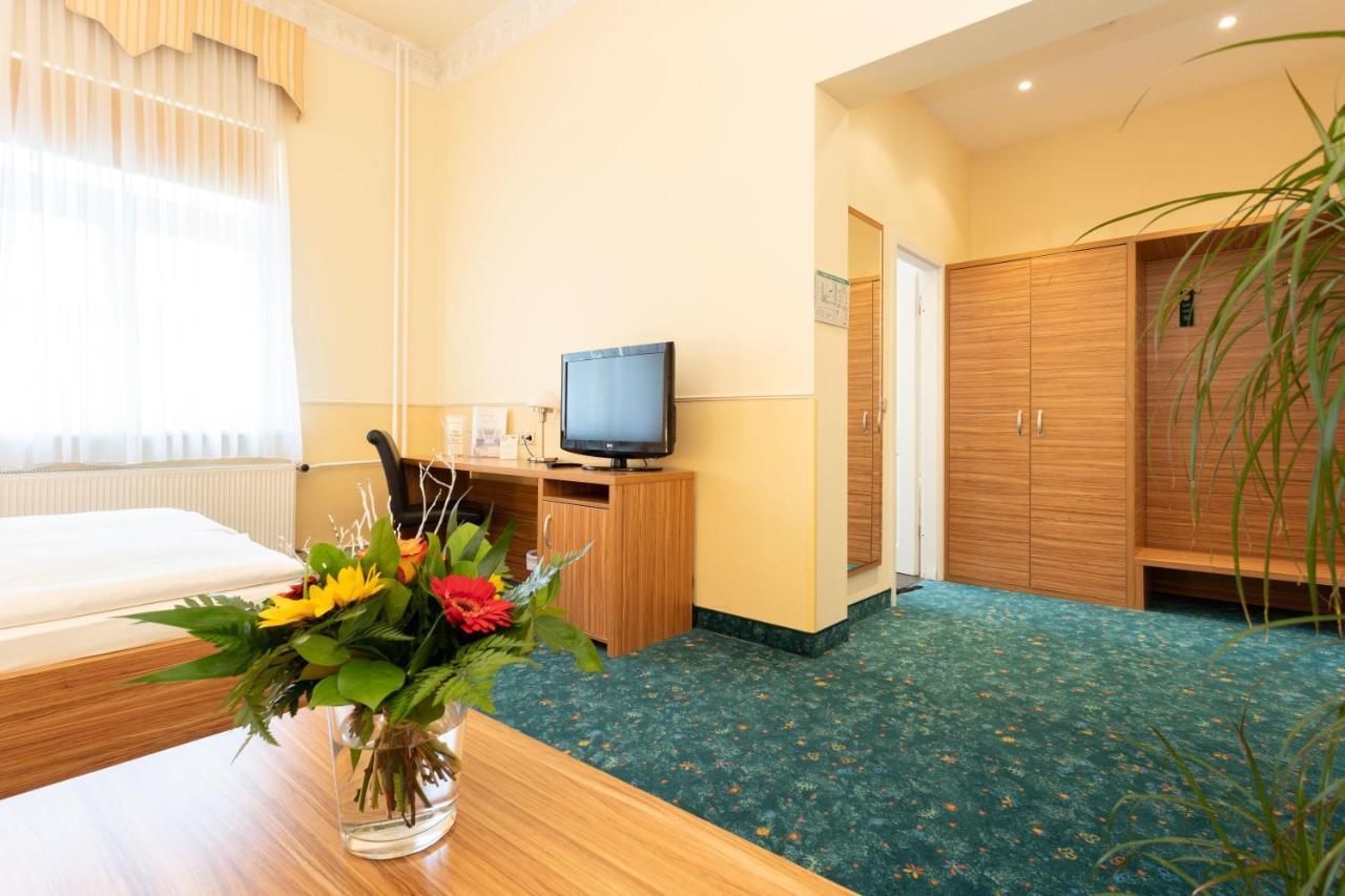 Palais Am Kleistpark Hotel Франкфурт на Одер Екстериор снимка