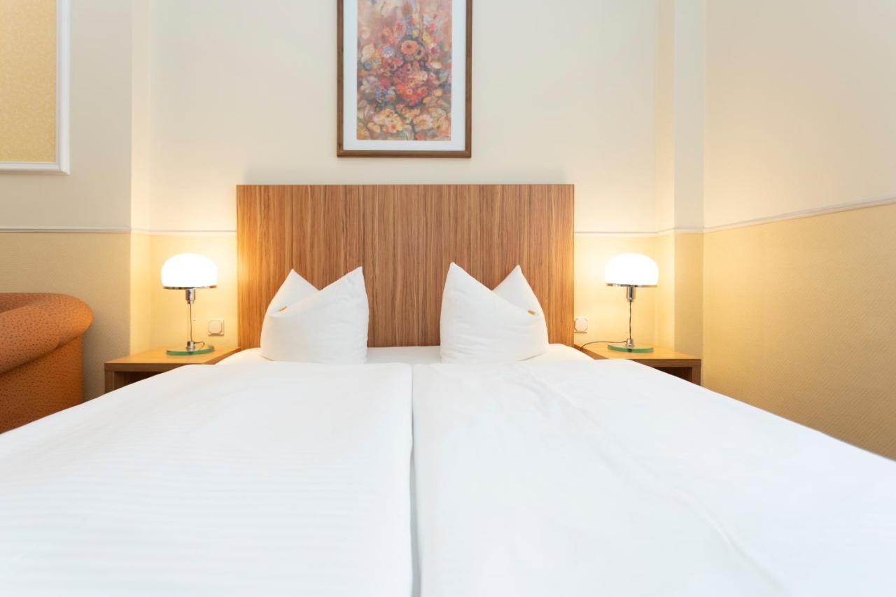 Palais Am Kleistpark Hotel Франкфурт на Одер Екстериор снимка