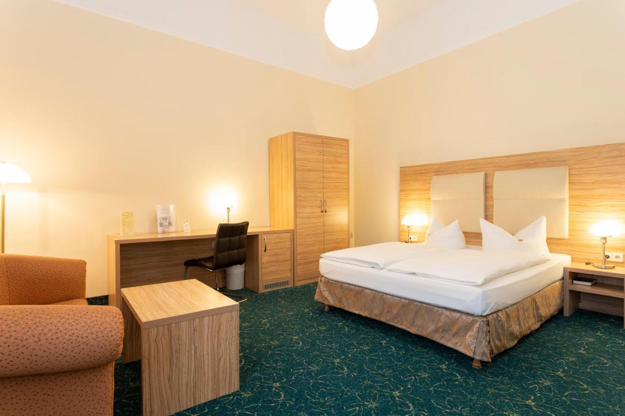 Palais Am Kleistpark Hotel Франкфурт на Одер Екстериор снимка