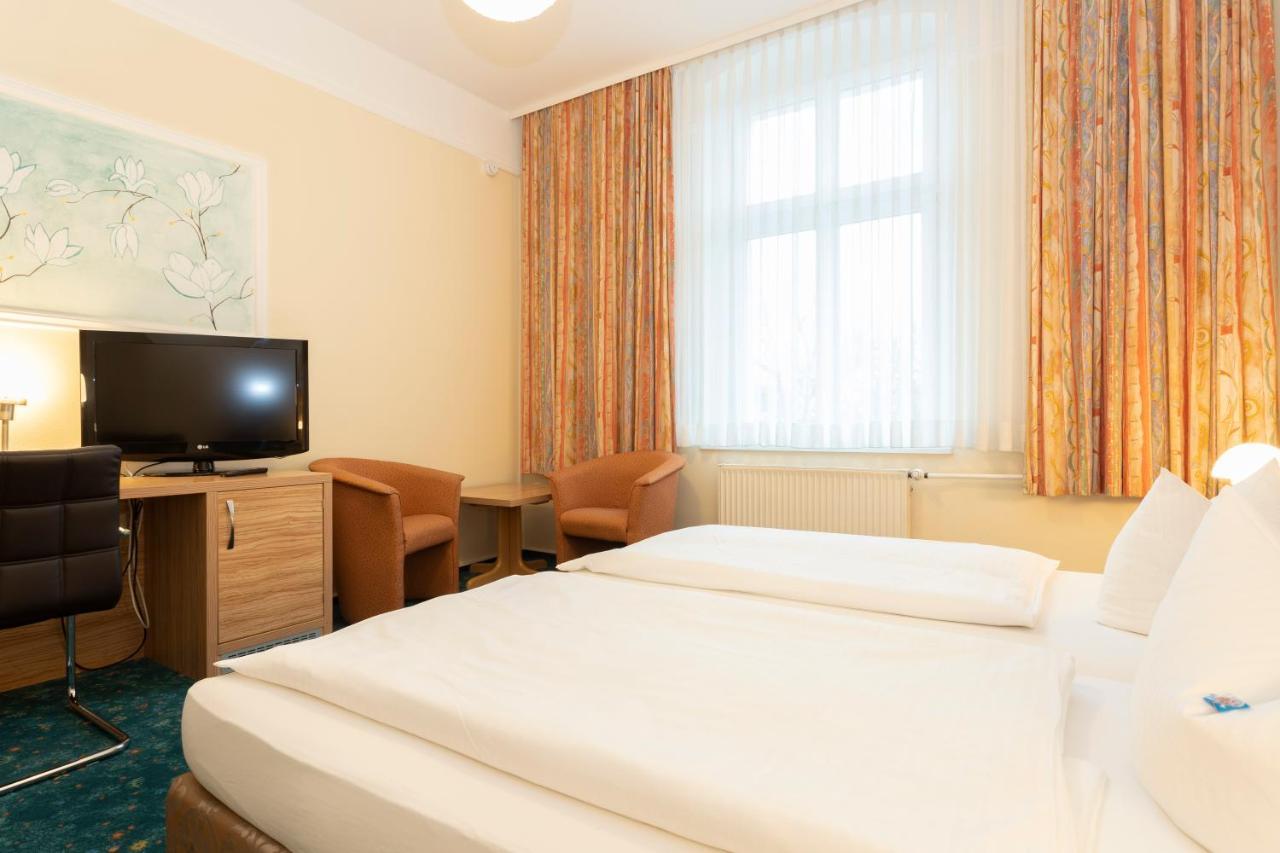 Palais Am Kleistpark Hotel Франкфурт на Одер Екстериор снимка