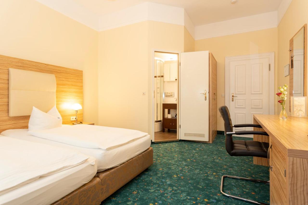 Palais Am Kleistpark Hotel Франкфурт на Одер Екстериор снимка